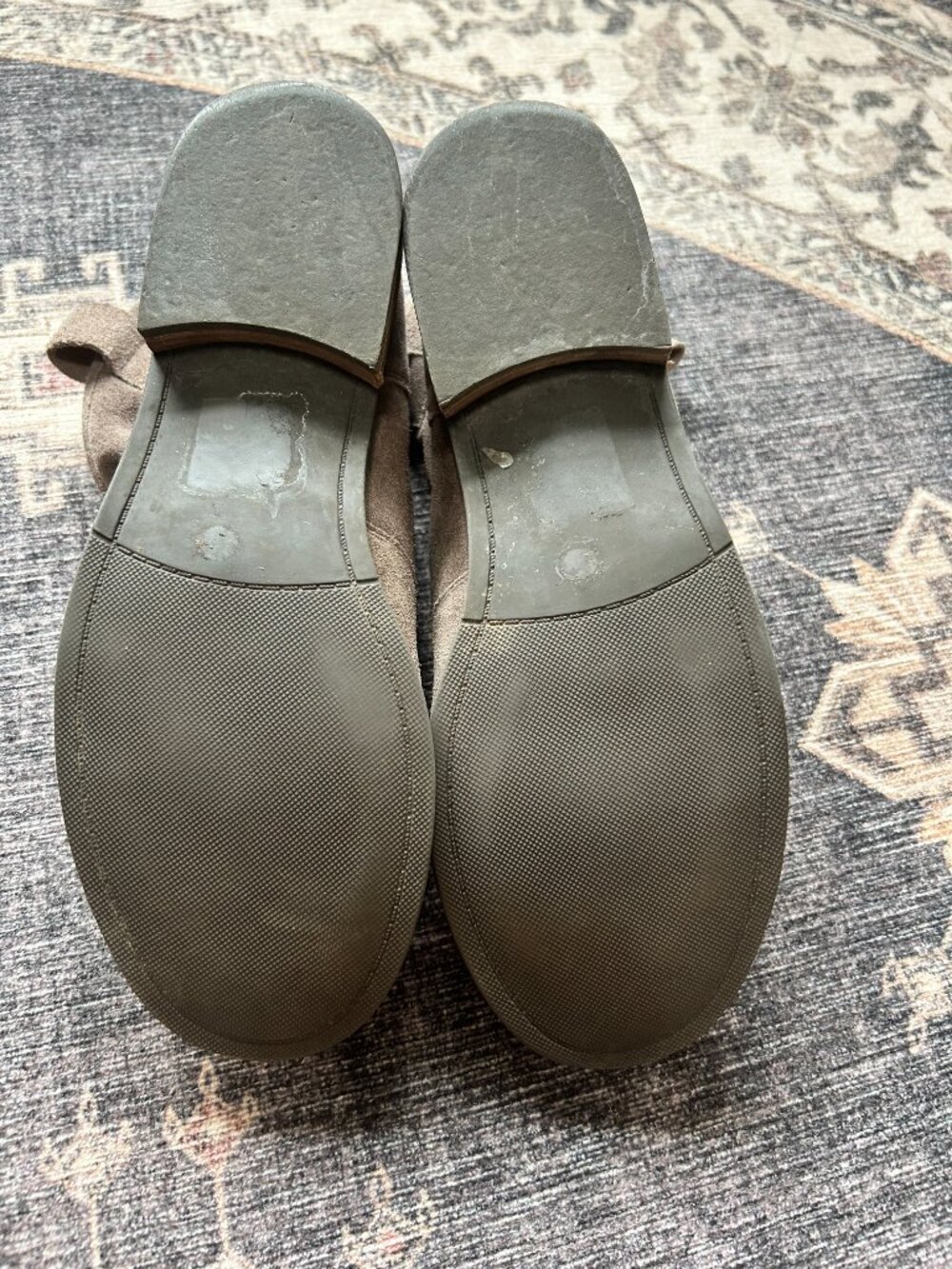 Sole Society Gray Suede Booties Size 8.5 EUC - Picture 4 of 7